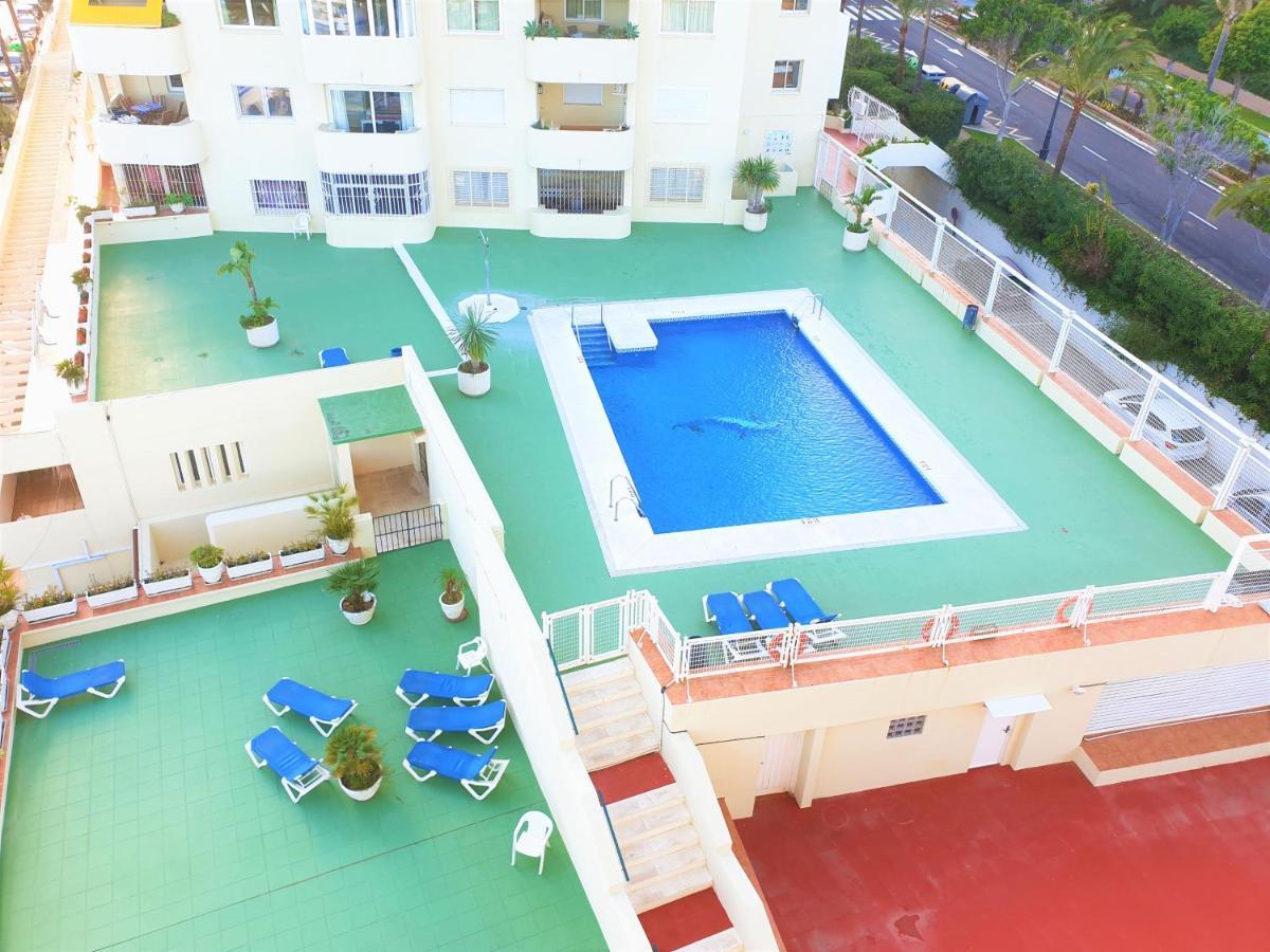 Fabulous Apartment In Front Of Sea & Marina With Incredible Views Estepona Eksteriør billede