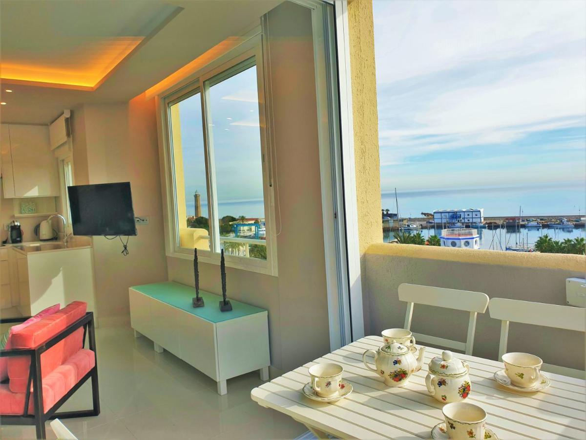 Fabulous Apartment In Front Of Sea & Marina With Incredible Views Estepona Eksteriør billede